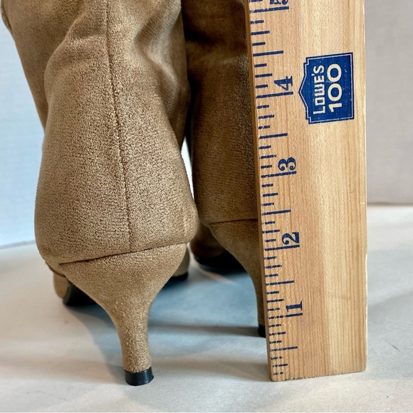 Source Unknown Tan Heeled Boots - Picture 11 of 13